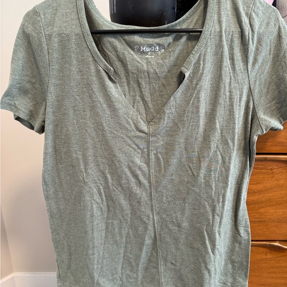 Mudd Olive Graphic Tee - Picture 1 of 3